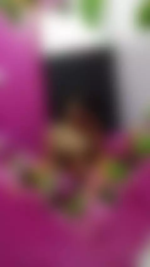 Haciendo locuras en el trabajo 🤫 by yourdemond