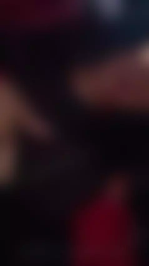 me encanra enseñar  las tetas by ginnixcosplay