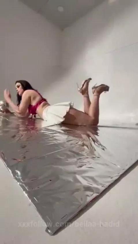 behind the scenes of a photoshoot by bellaa-hadid