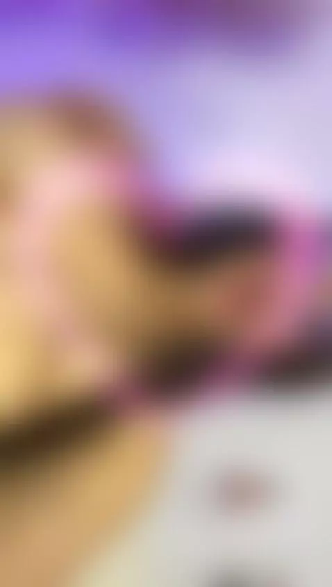 you want a huge boobs in your face ? by samanthaa-collinss