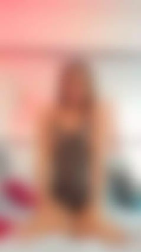 Hot Dress by nicolleorson