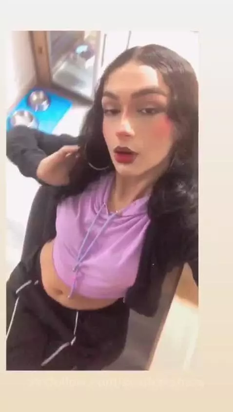 😘😘 by scarletsahara