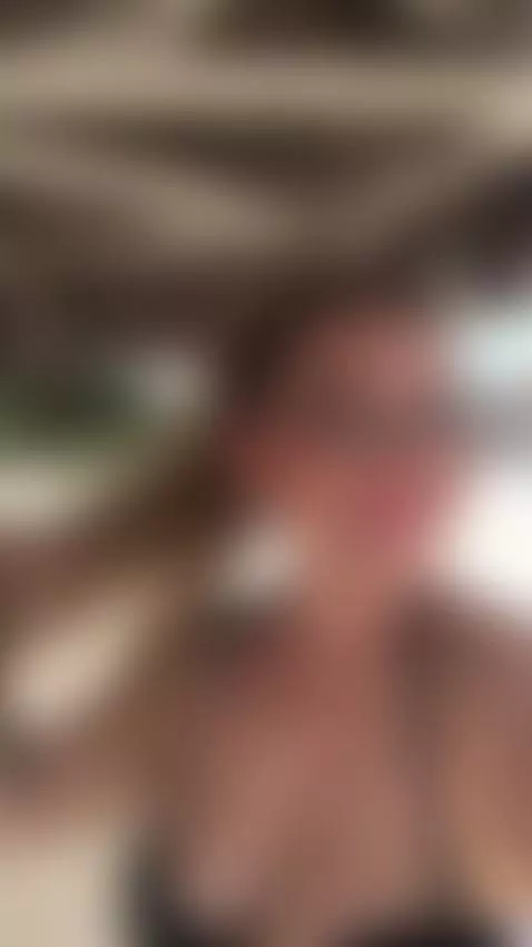 blod, bigtits, smile by ada39