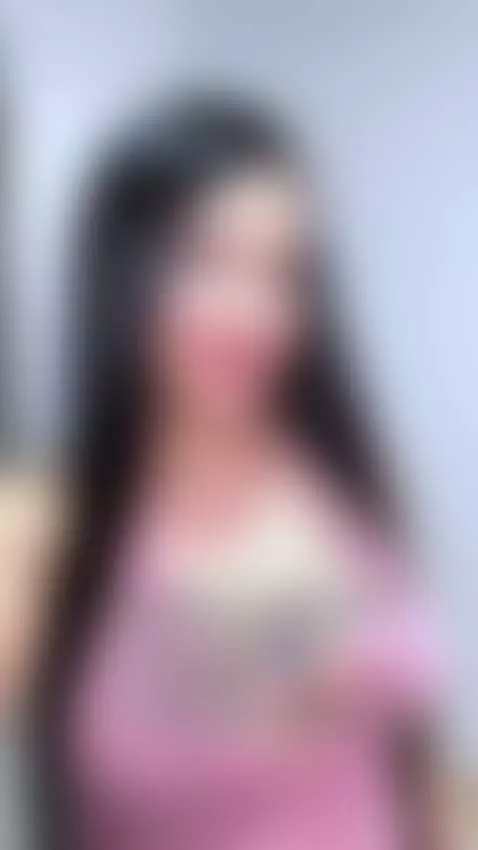 el que me de la respuesta correcta, tiene un regalo explicit... by lauh99