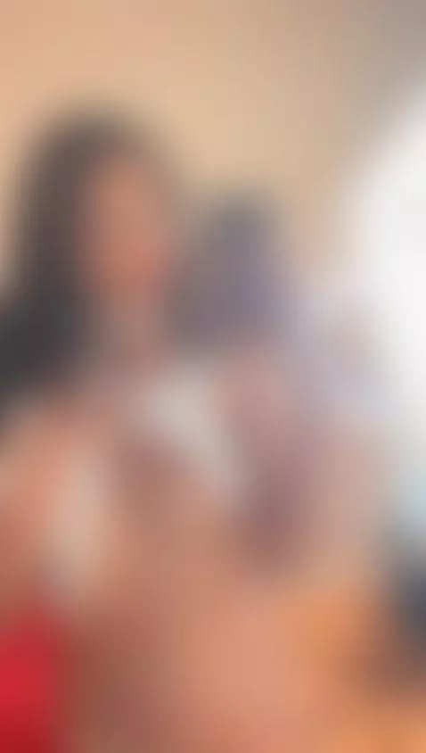 Want to see a little more of me? 🥰😍😍 by ale-annys