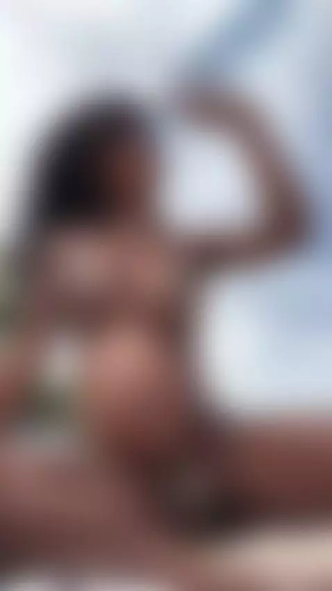 Ya tomaste aguita hoy ? 🤰🏾💦 by inducandh