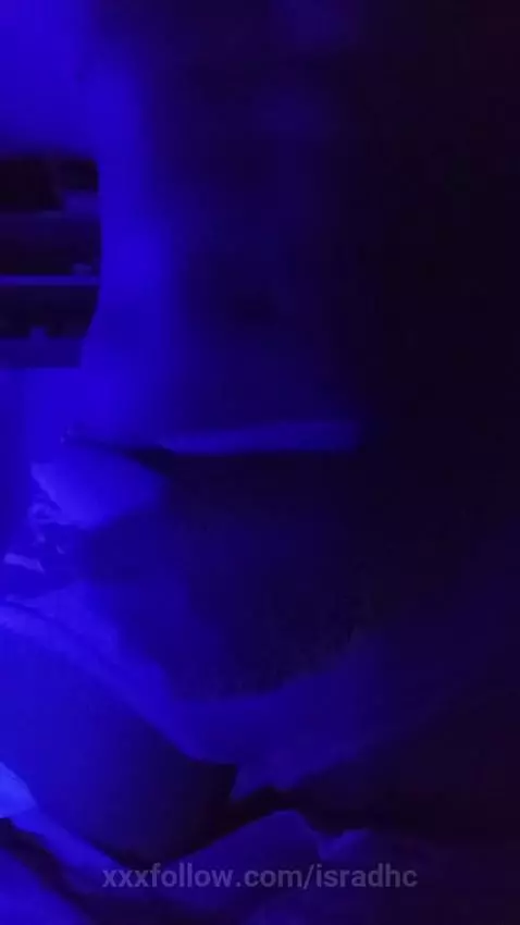 follow me by isradhc