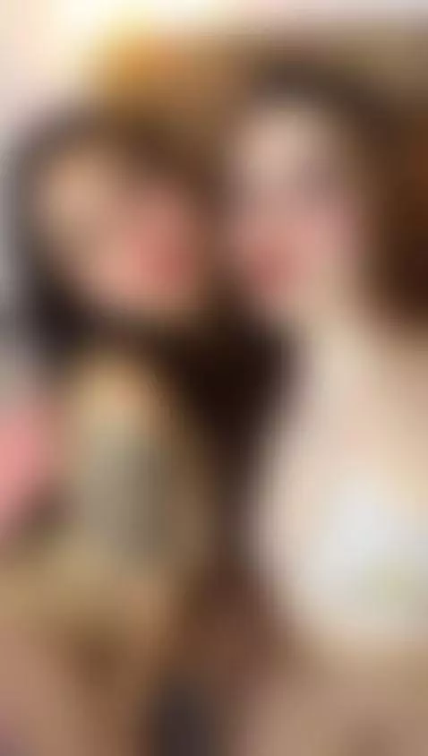 today with my friend for the most lesbian show 👯‍♀️ by ambar-saeenz