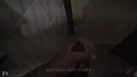 masturbación a escondidas by thedrx