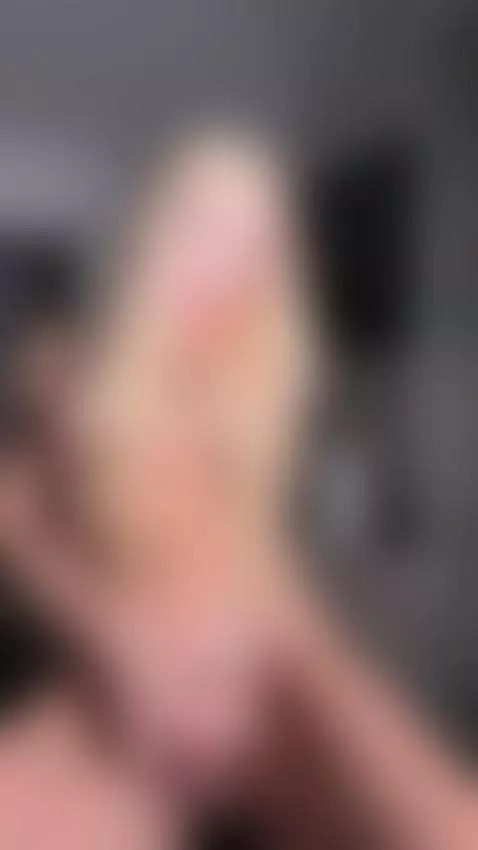 So horny😈 by skyresss