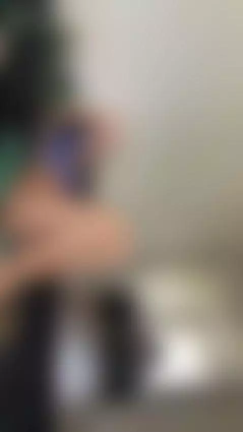 Masturbate tight pussy🥵 by skyresss