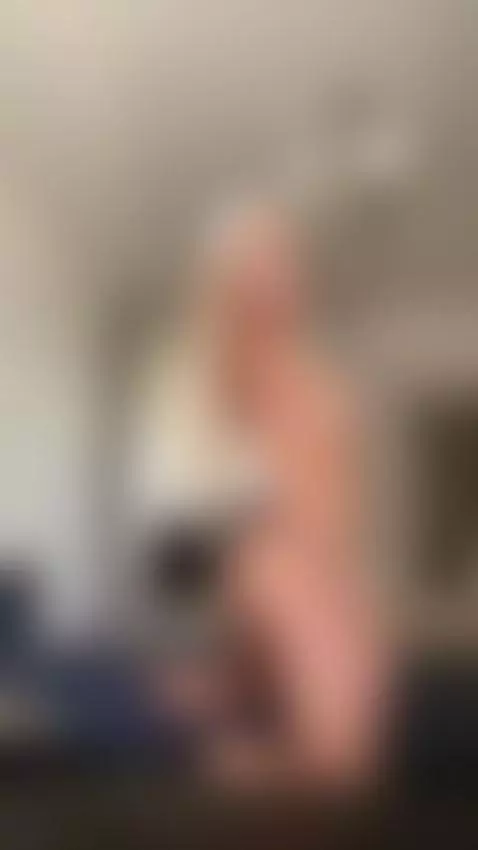 I get so excited when I stroke my body😈 by skyresss