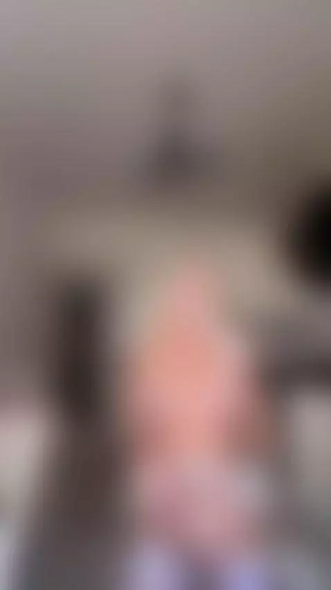 I lick this big dildo to insert it deeper into my pussy 🥵🤤🤤 by skyresss