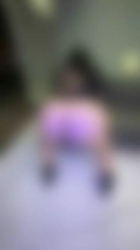 Hola soy nueva aqui les gusta mi gran culo papi🥵💦 by louisemassonok