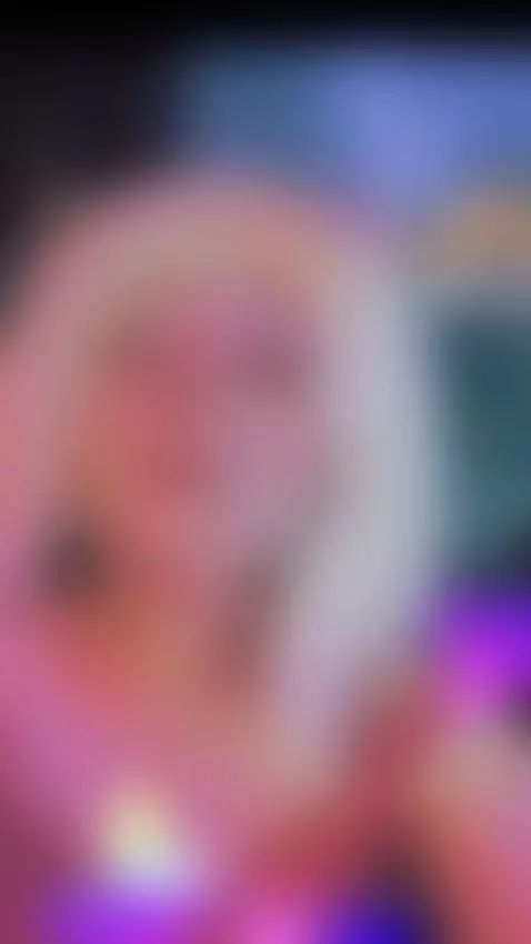 Some Music  for you  🎶 🎵 💖 🍓 🍒 by melissaha