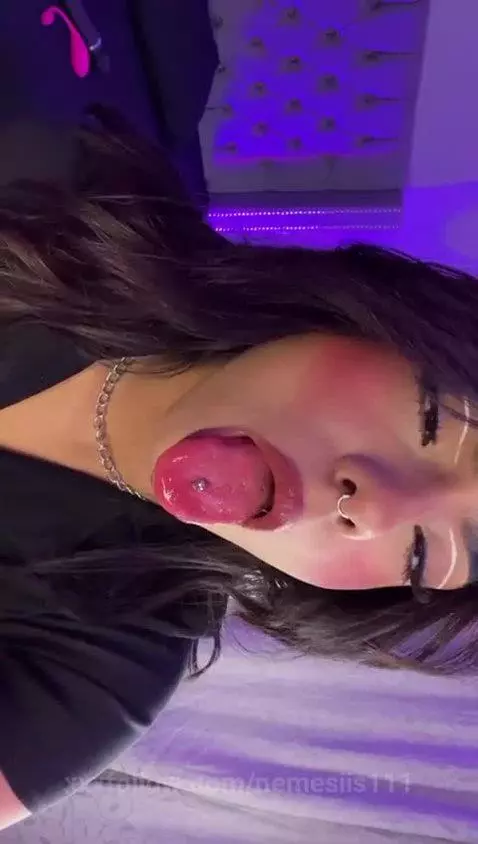 Cute and horny young girl wants to have fun 😈 by nemesiis111