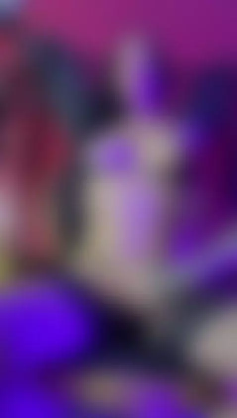 I like to touch her pussy to put her horny by alexa-n-alex