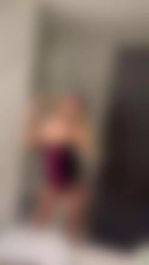 I'm looking for a hot daddy by meliaare