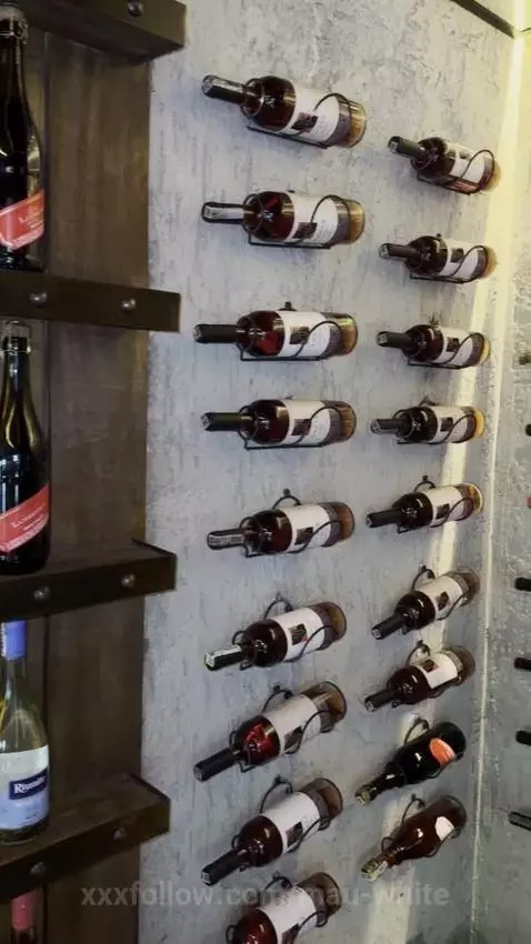 😋😬 by mau-white