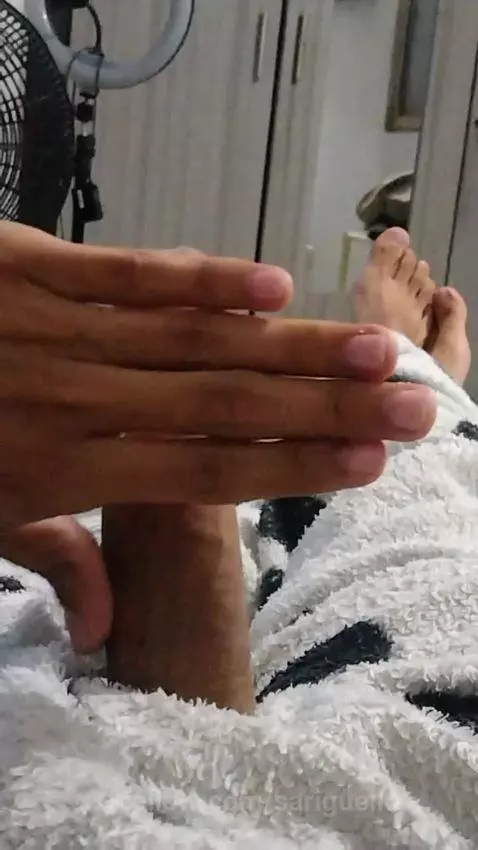 ya vieron mis uñas? by sariguello