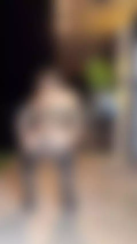 🥵 by alejandrab01