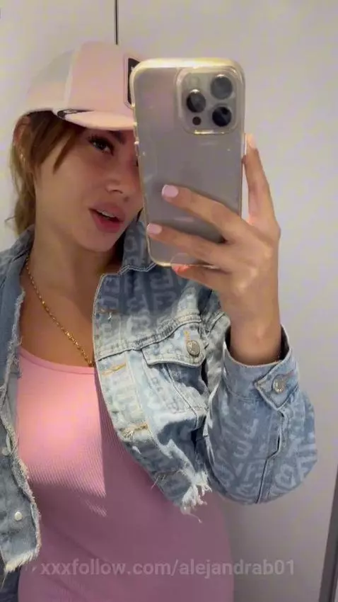 video en el avion 😏 by alejandrab01