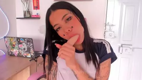 A blowjob? by alyroses