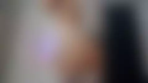 Give my wet and hot ass a kiss by alyroses