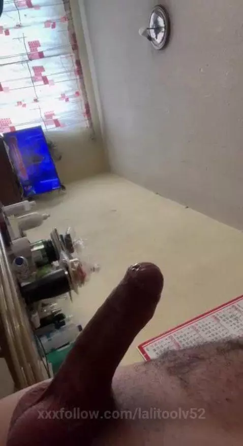 lo que hago cuando estoy solo chicas si te gusta comenten qu... by lalitoolv52