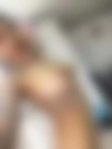 lets followme in all my media by karenariant