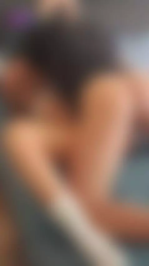 El amigo de mi esposo que me culea delcioso by saoriwife