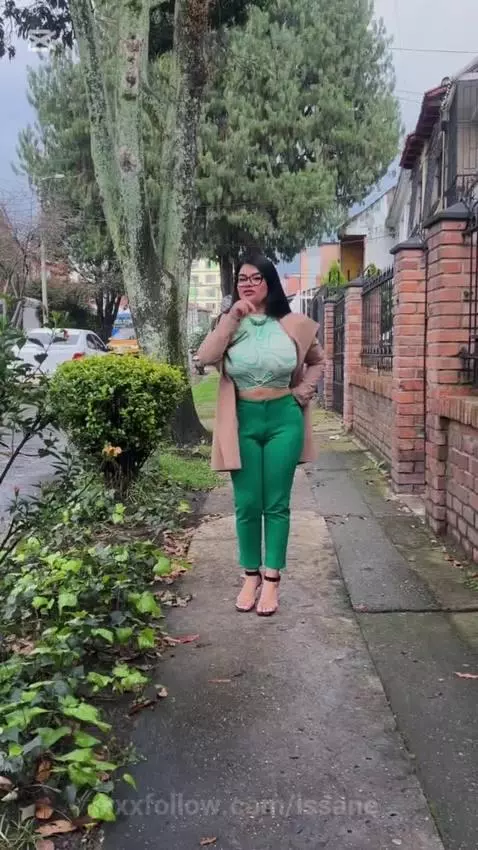 espero que ningun vecino me halla visto by issane