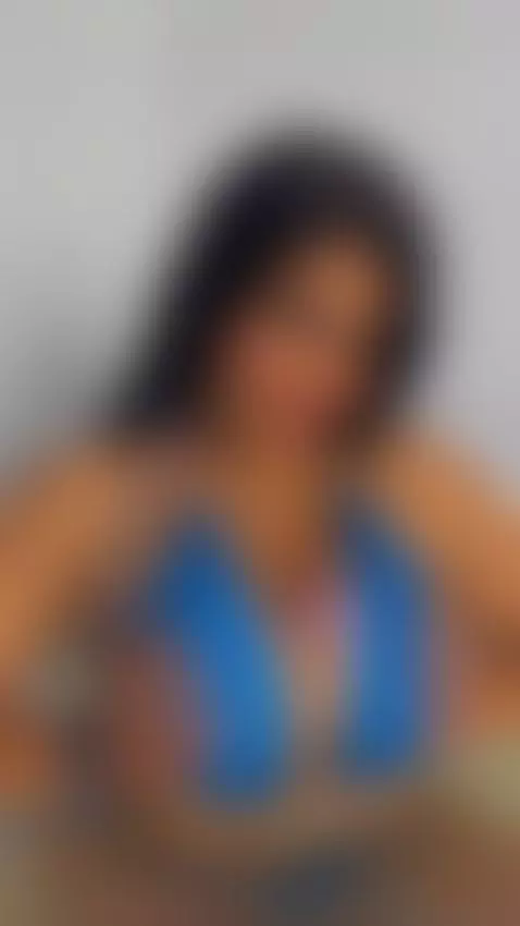 I want your eyes on me while I strip… by issane