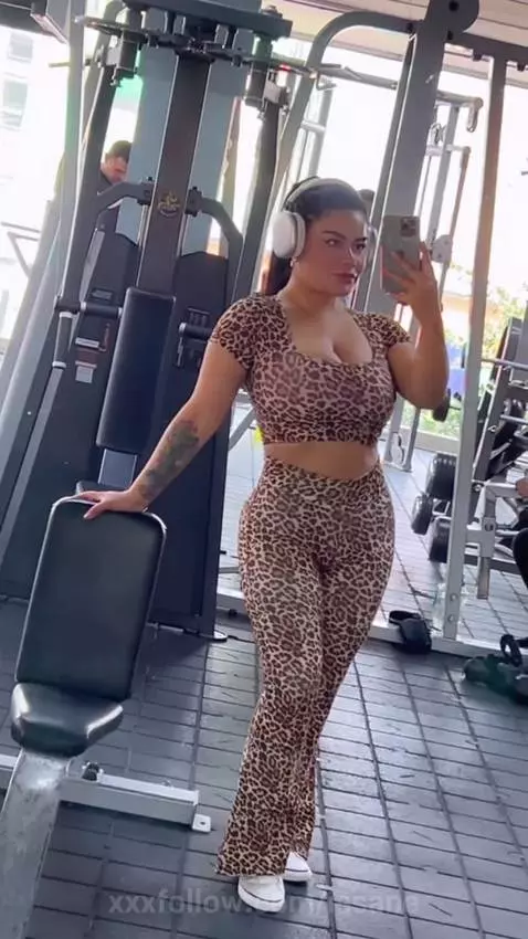 Can't you imagine any evil here? by issane