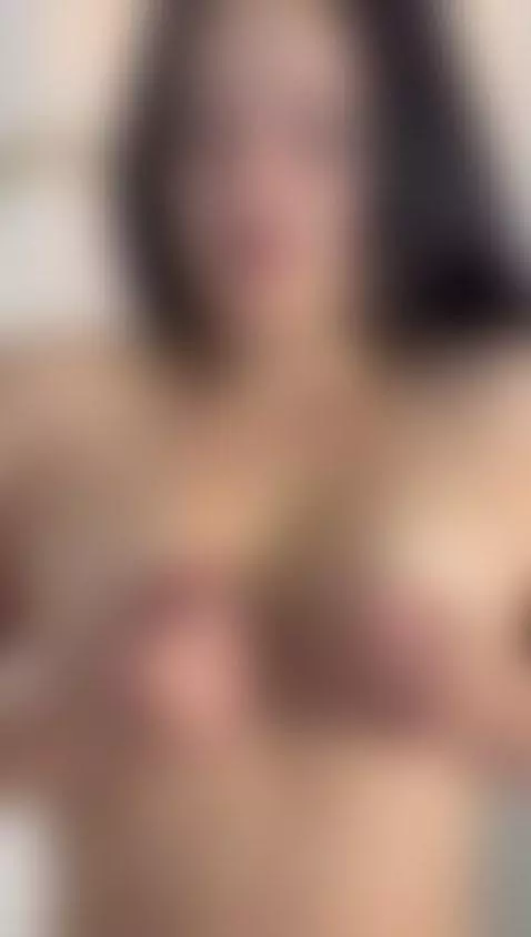 Do you want to come to play with me? by silvanaroushe