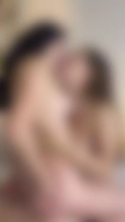 My best friend sucks my tits in a very pleasant way by silvanaroushe