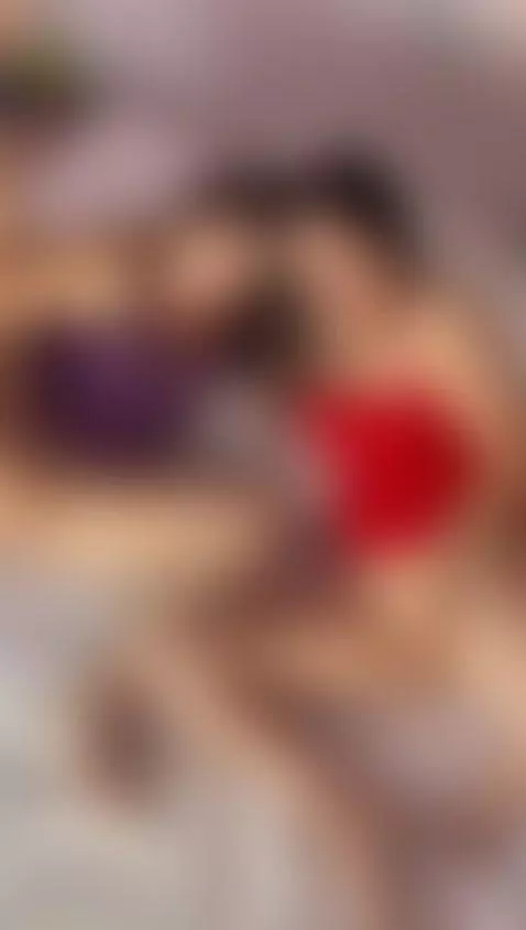 Hello baby, do you want to come to play with us? by silvanaroushe