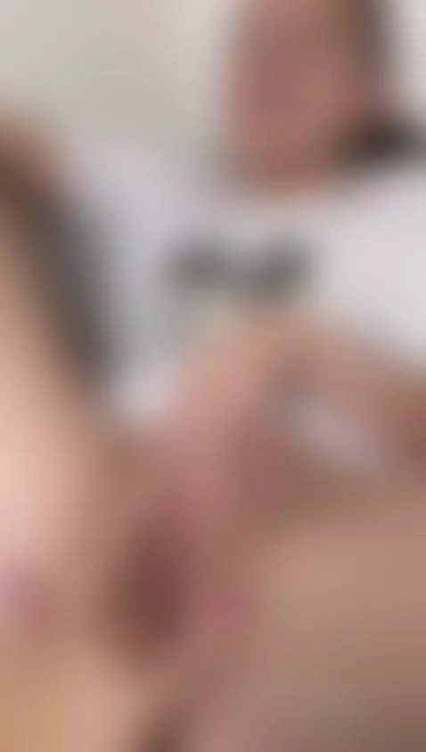 I love that my best friend plays with my pussy by silvanaroushe