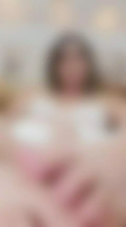 Have you seen my new pedicure? 🥵 by isabellassmith