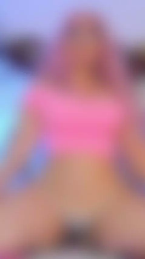 Guess what else is pink 💦💋🔥 by hannagraymodel