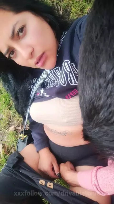 me sigues 🥺 by drivabletonic