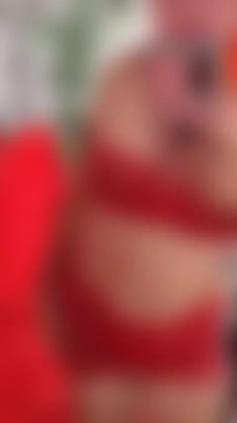 My body is your canvas, paint it with your wishes! 😉💄 by hiyab-sami