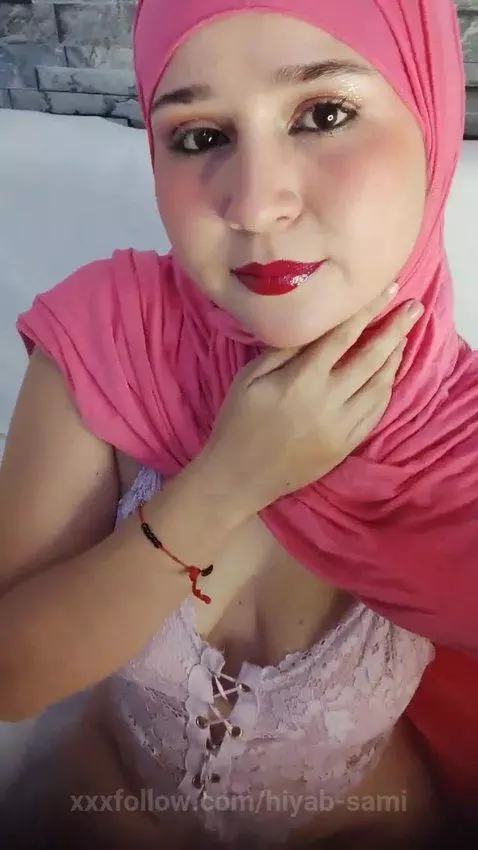 I am here to satisfy your deepest desires. 😏🔥 by hiyab-sami