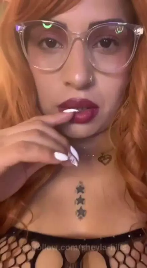 I’m turning up the heat today... my red hair and big boobs a... by sheyla-hills