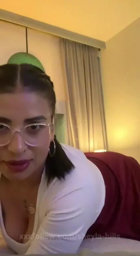 It's time to show you what you've been waiting for 😏 by sheyla-hills