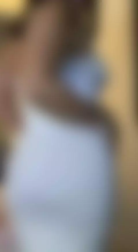 I’m looking stunning, but my big boobs are the real showstop... by sheyla-hills