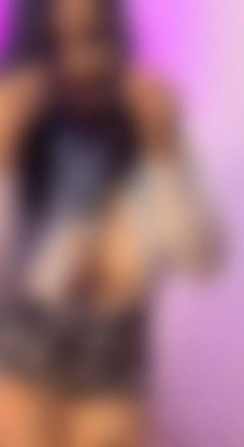 Do u want me to keep my glasses on while I suck ur dick? by sheyla-hills