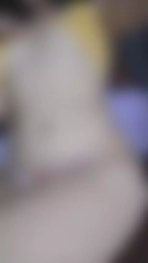 Surprise for u between ny legs 😏😈 by emmygomez