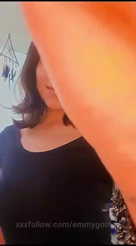 Candies or Kisses 🎃🍭 by emmygomez