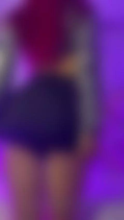 a glimpse of ass, do you like it?❤ by mizukimoon